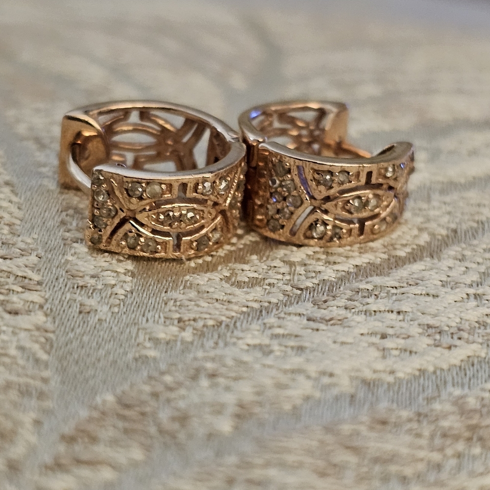 Genuine 0.50ctw H-SI Diamond 14K Rose Gold 925 Sterling Silver Huggie Earrings